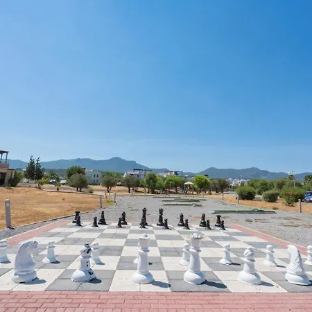 Turtle Bay Village - Family House