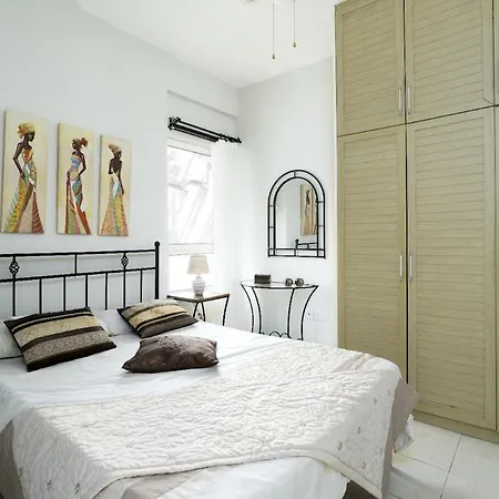 Semesterbostad Turtle Bay Village - Family House Kyrenia (Northern Cyprus)