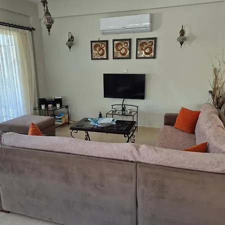 度假居 Turtle Bay Village - Family House 凯里尼亚